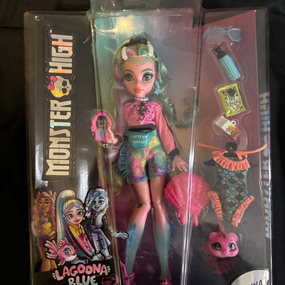 new monster high dolls - Picture 3 of 5